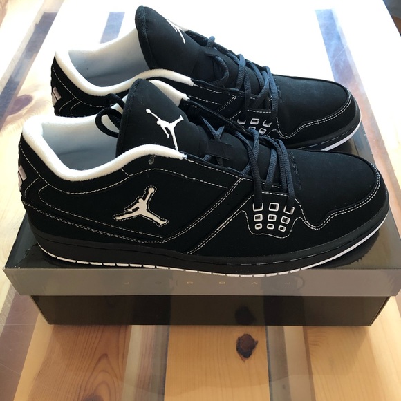 jordan 1 flight low